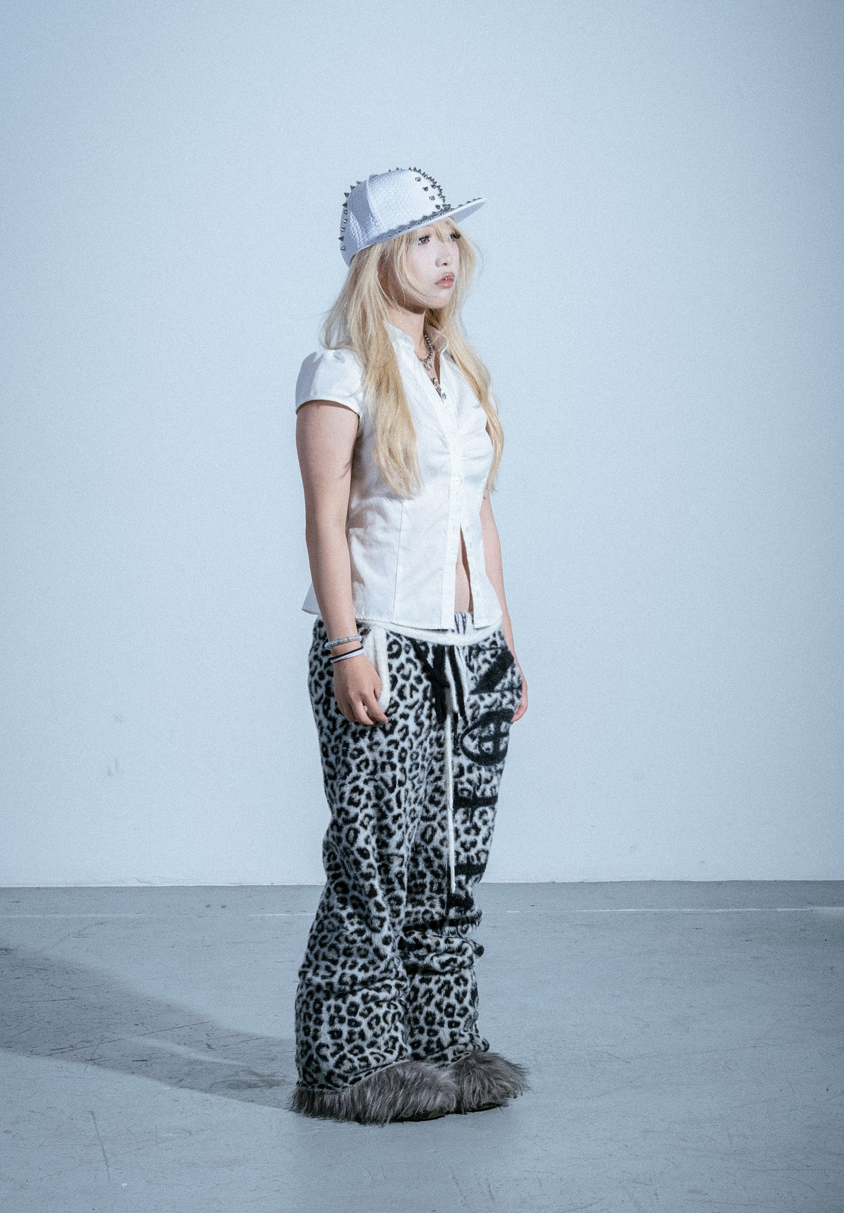 "NOT HUMAN" SNOW LEOPARD LOUNGE SWEATS