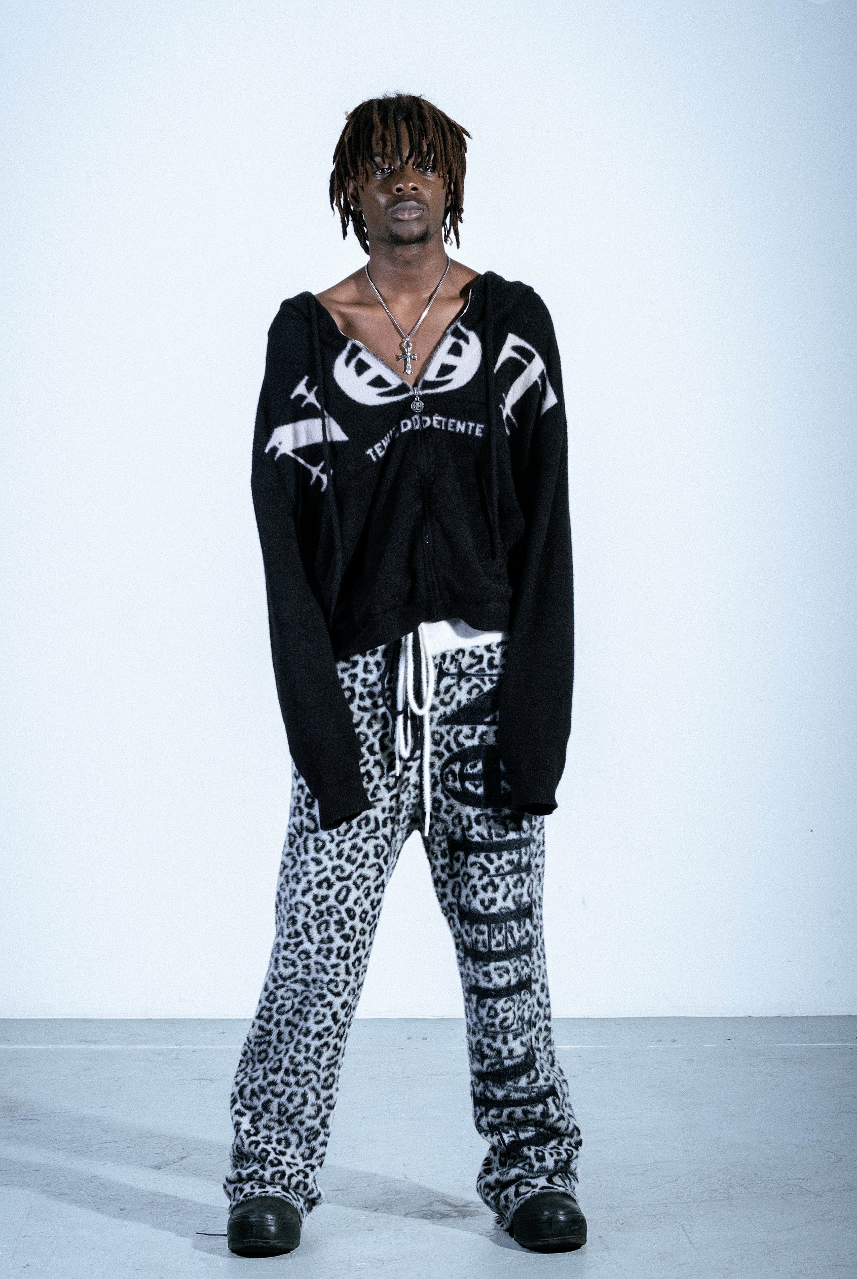"NOT HUMAN" SNOW LEOPARD LOUNGE SWEATS