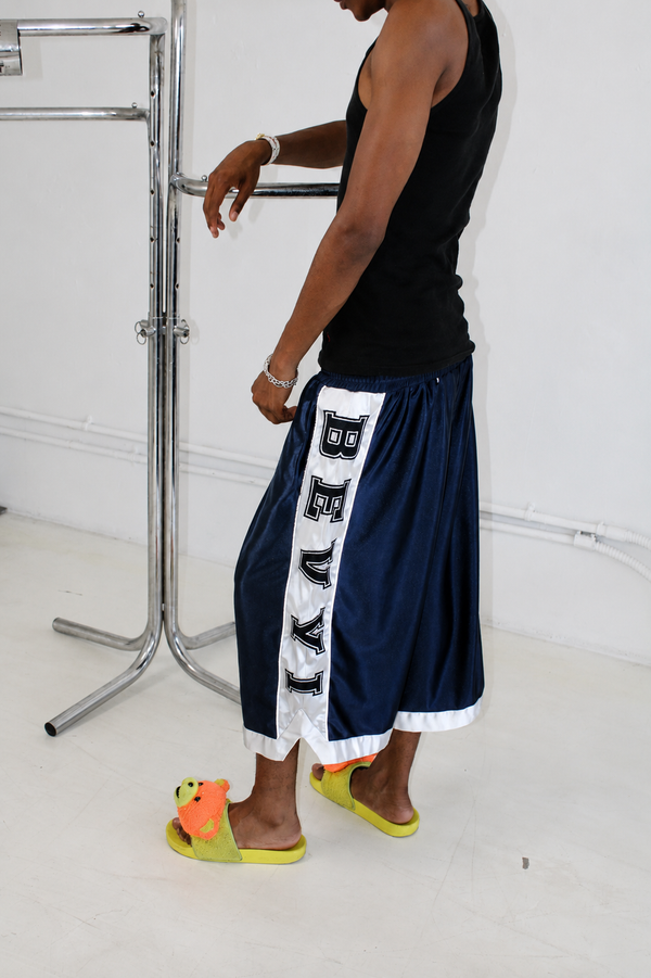 SPORT B-BALL NAVY LONG SHORTS